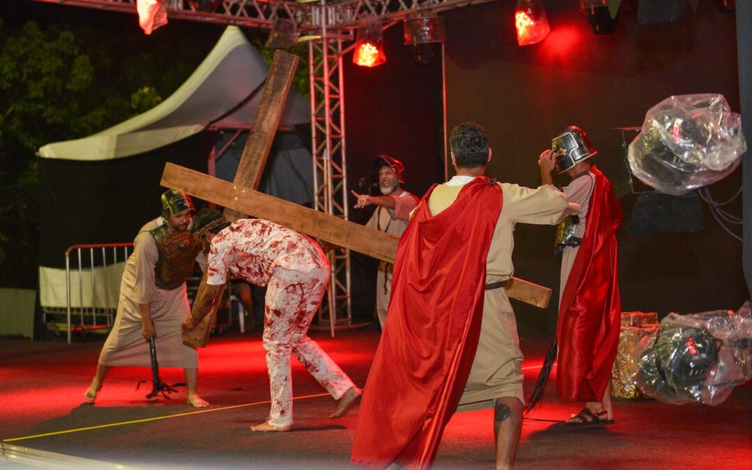 Espetáculo “A Origem da Páscoa” emociona campo-grandenses na Páscoa da Família