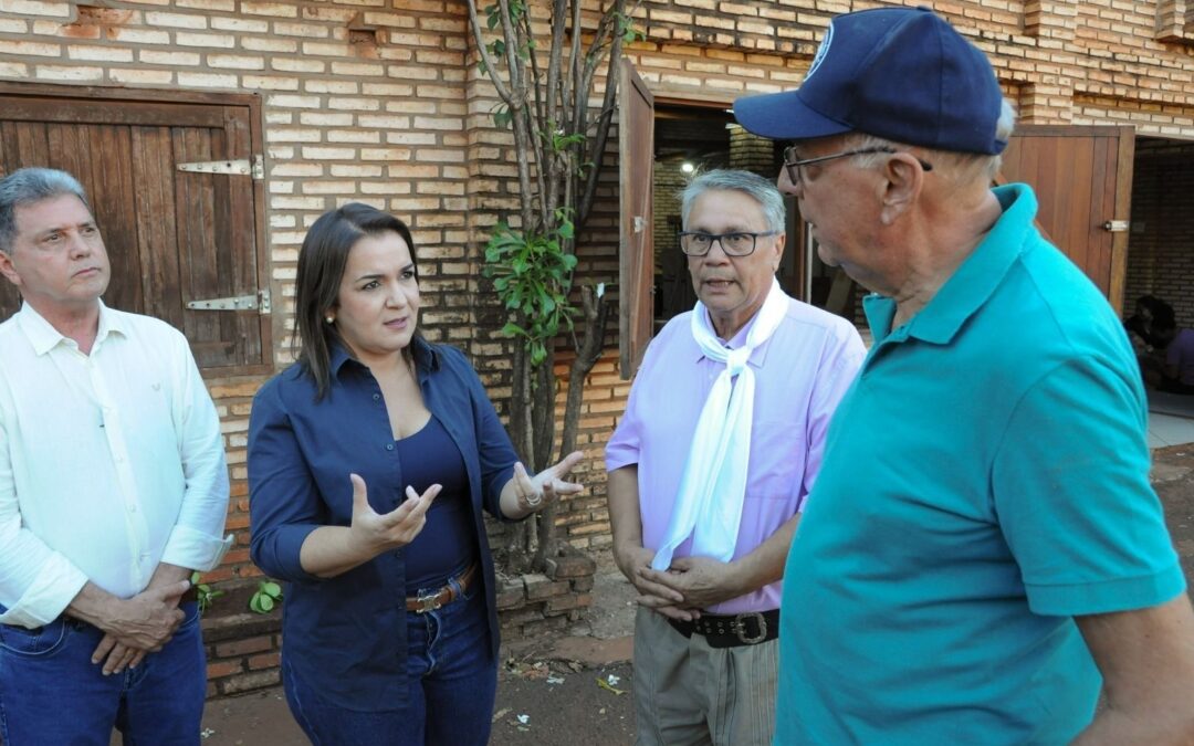 Prefeita Adriane mobiliza toneladas de doações para somar forças com CTG e ajudar vítimas do RS