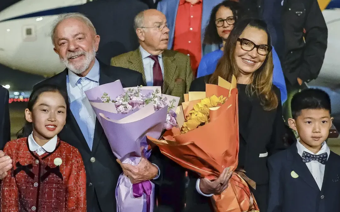 Lula se reúne com empresários chineses em Pequim