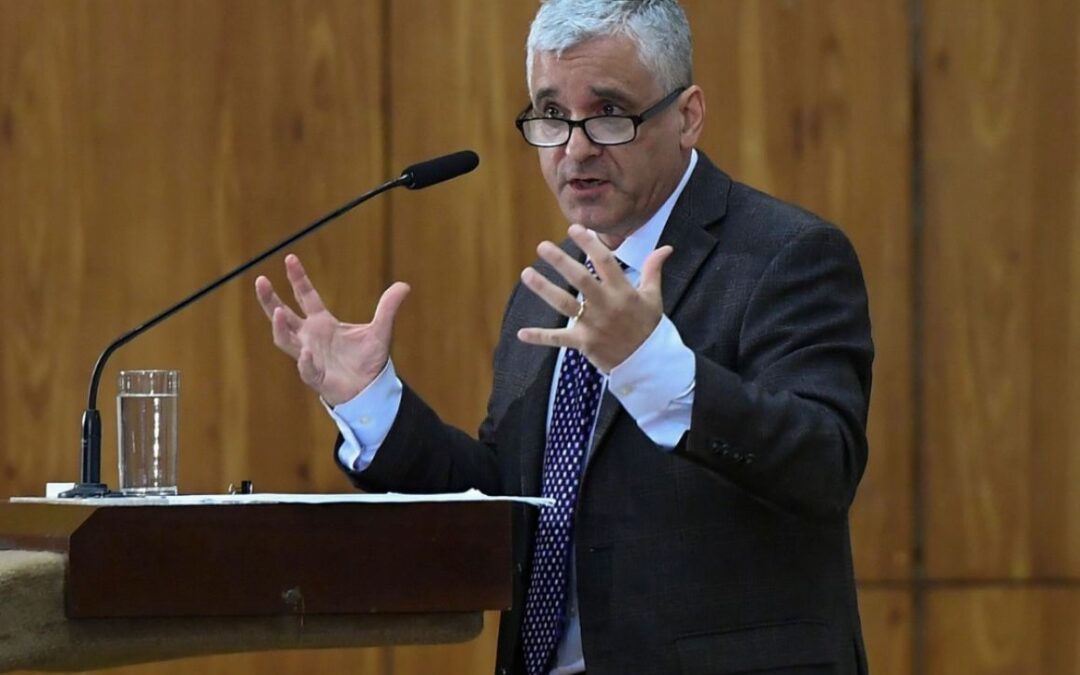 Levitsky: EUA punem Brasil por fazer o que eles não tiveram coragem de fazer