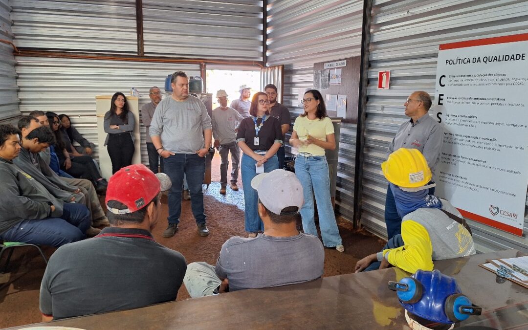 Palestra sobre Valorização da Vida marca campanha Setembro Amarelo em canteiro de obras