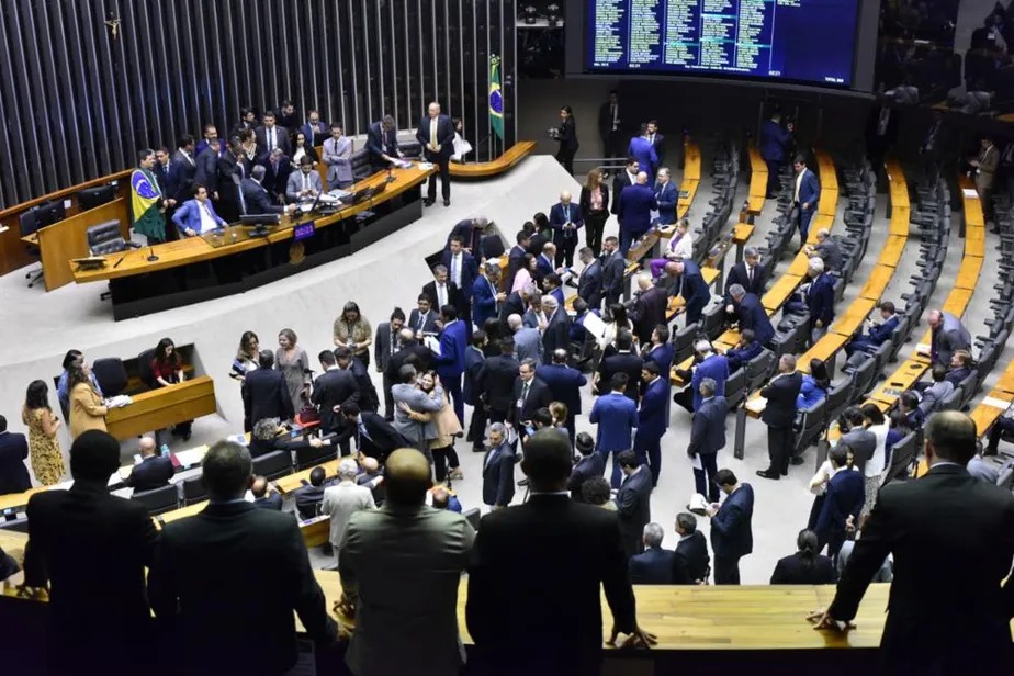 A farra das bets e a covardia do Congresso
