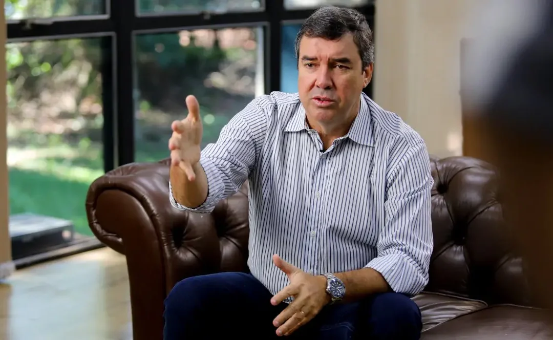 Pesquisa aponta liderança de Riedel em todos os cenários para o Governo de MS em 2026