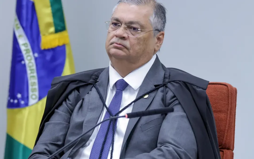 Dino proíbe emendas para entidades ligadas a parentes de parlamentares
