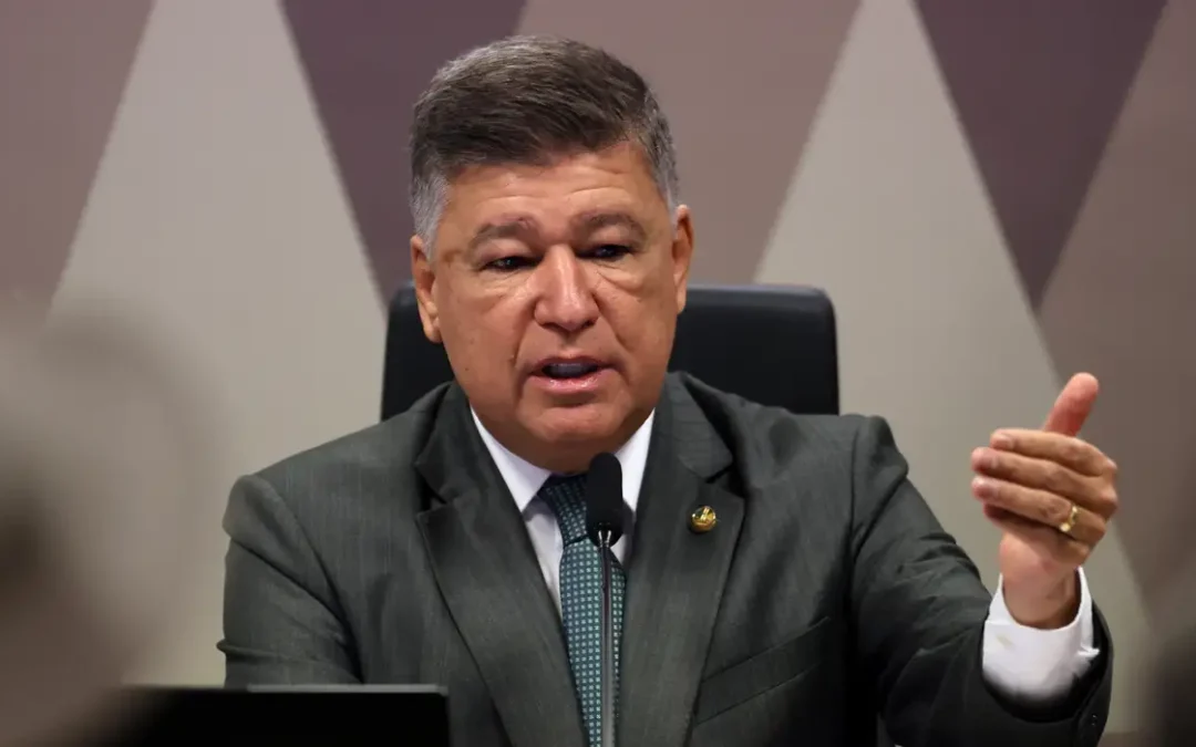Viana recorre ao STF para obrigar depoimento de Vorcaro na CPMI