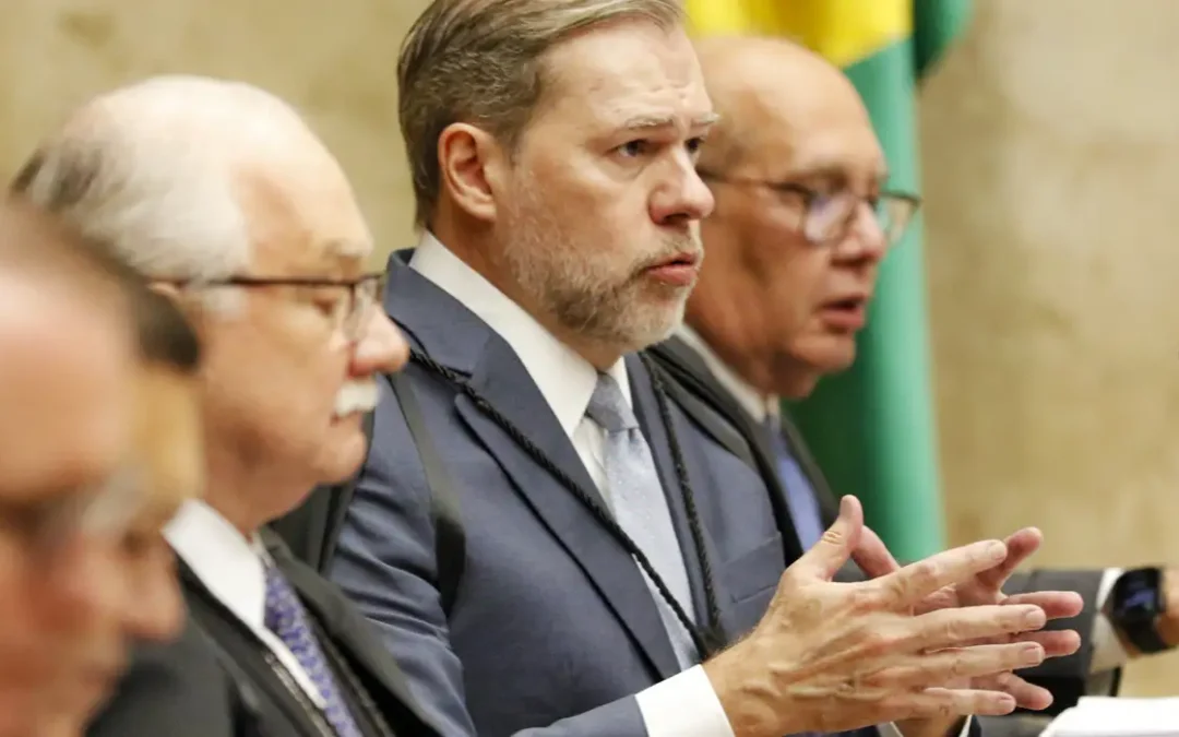 Fachin arquiva ação que pedia suspeição de Toffoli no caso Master