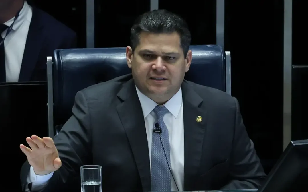Alcolumbre mantém sessão da CPMI do INSS que quebrou sigilo de Lulinha