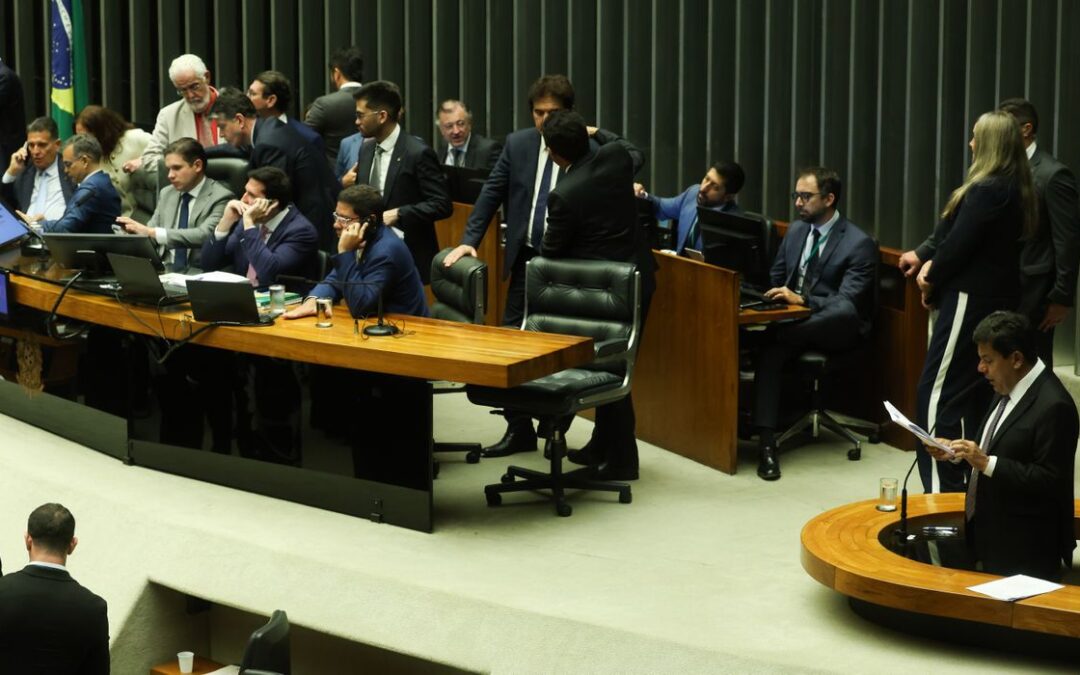 Câmara aprova em segundo turno PEC da Segurança Pública