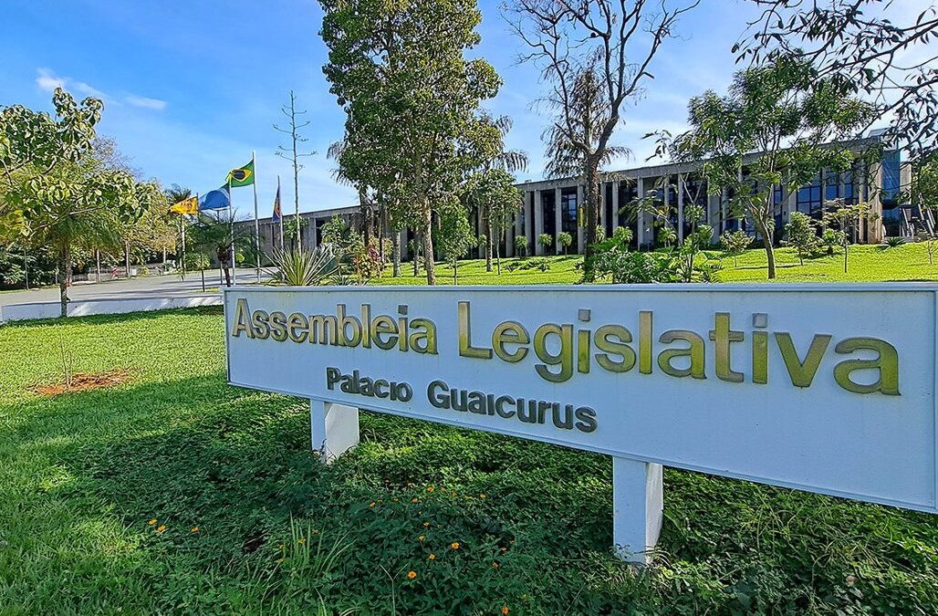 Janela partidária começa com metade da Assembleia de MS de malas prontas e destino político indefinido