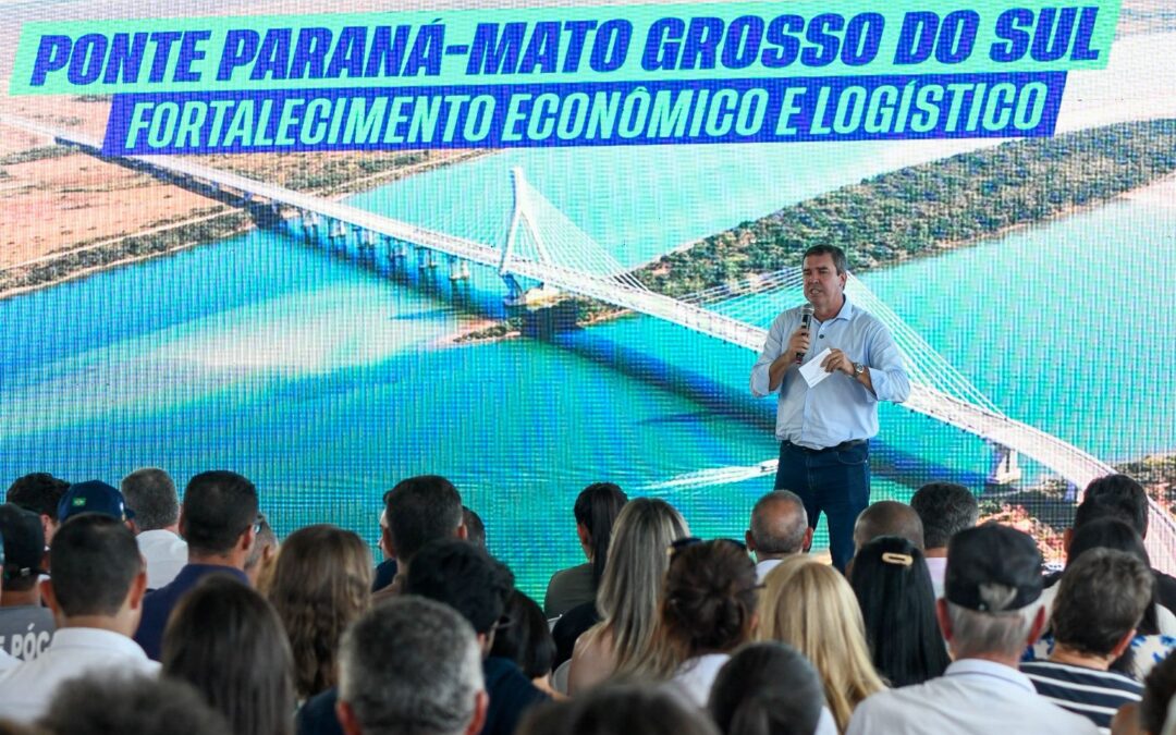 Encontro entre governadores marca entrega de anteprojeto de ponte entre MS e Paraná