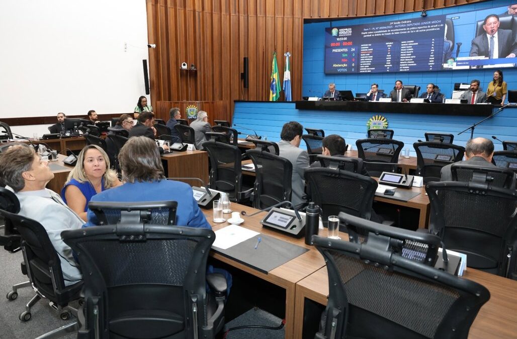 Ordem do Dia: Aprovados projetos sobre estrutura do Judiciário e prática esportiva