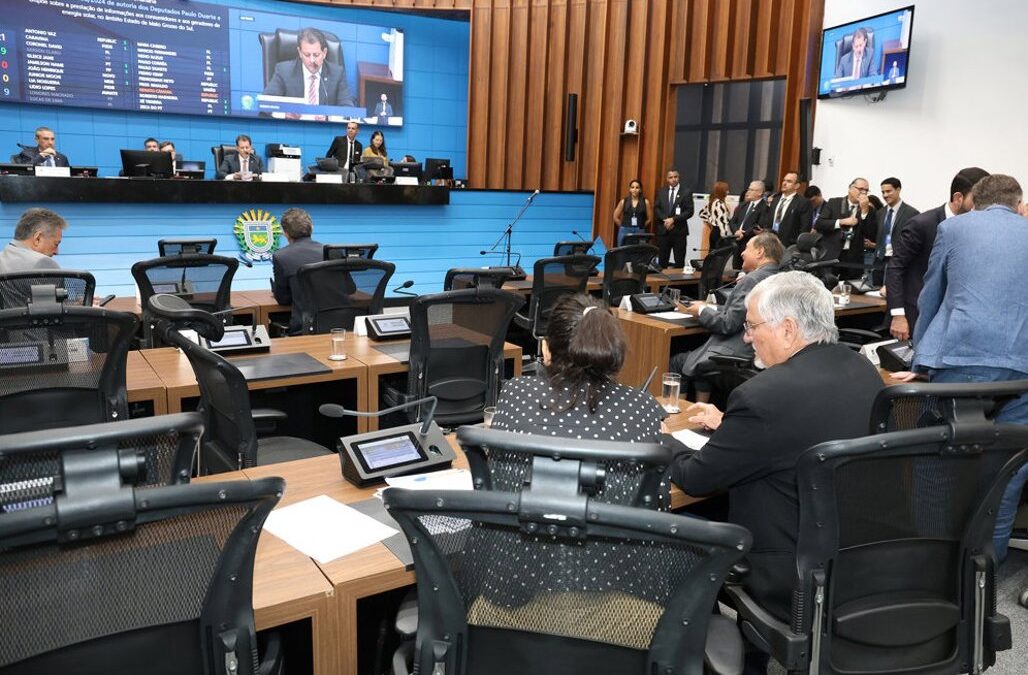Ordem do Dia: Transparência sobre o que é gerado pela energia solar é aprovada