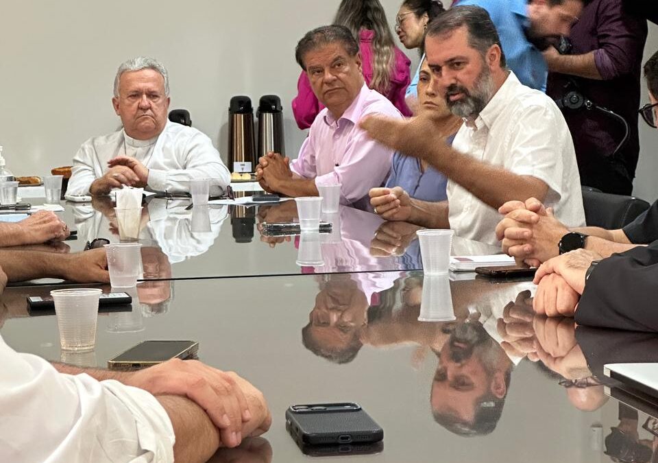 Criador da Praça do Papa, senador Nelsinho Trad apoia pedido da Arquidiocese para revitalização do espaço