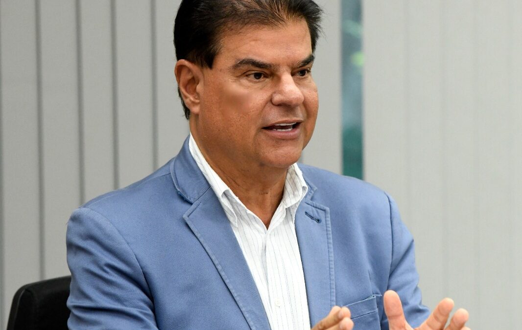 “Nós não vamos aceitar”, afirma senador Nelsinho Trad sobre ataques de aliado de Trump a brasileiras