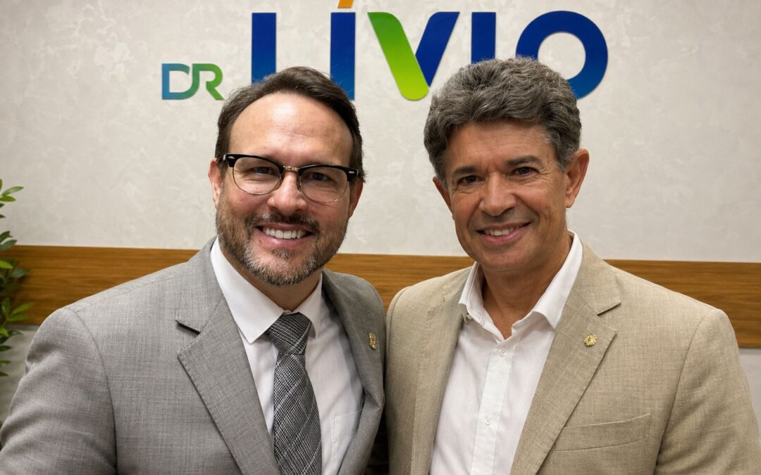 Deputado Rinaldo Modesto visita gabinete do vereador Dr. Lívio e oficializa convite para homenagem da ASOFT