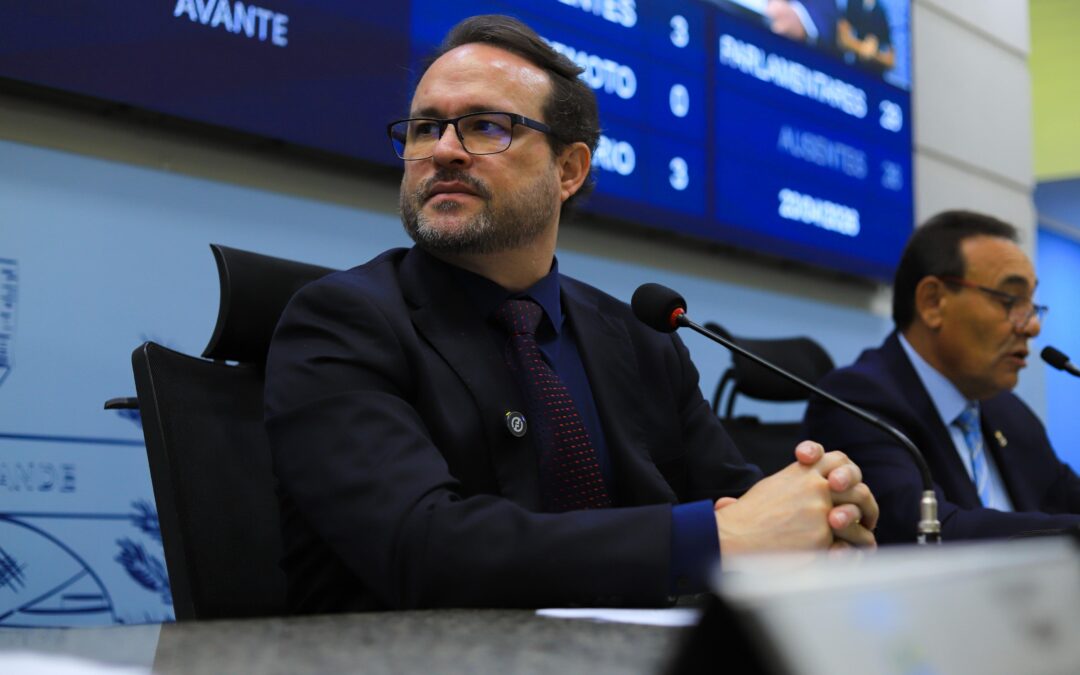 Dr. Lívio acelera atuação e se aproxima de mil indicações na Câmara em 2026