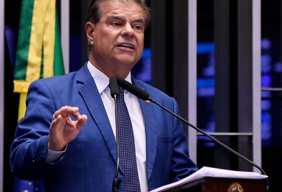 Senador Nelsinho cobra explicações sobre falta de vacinas no campo